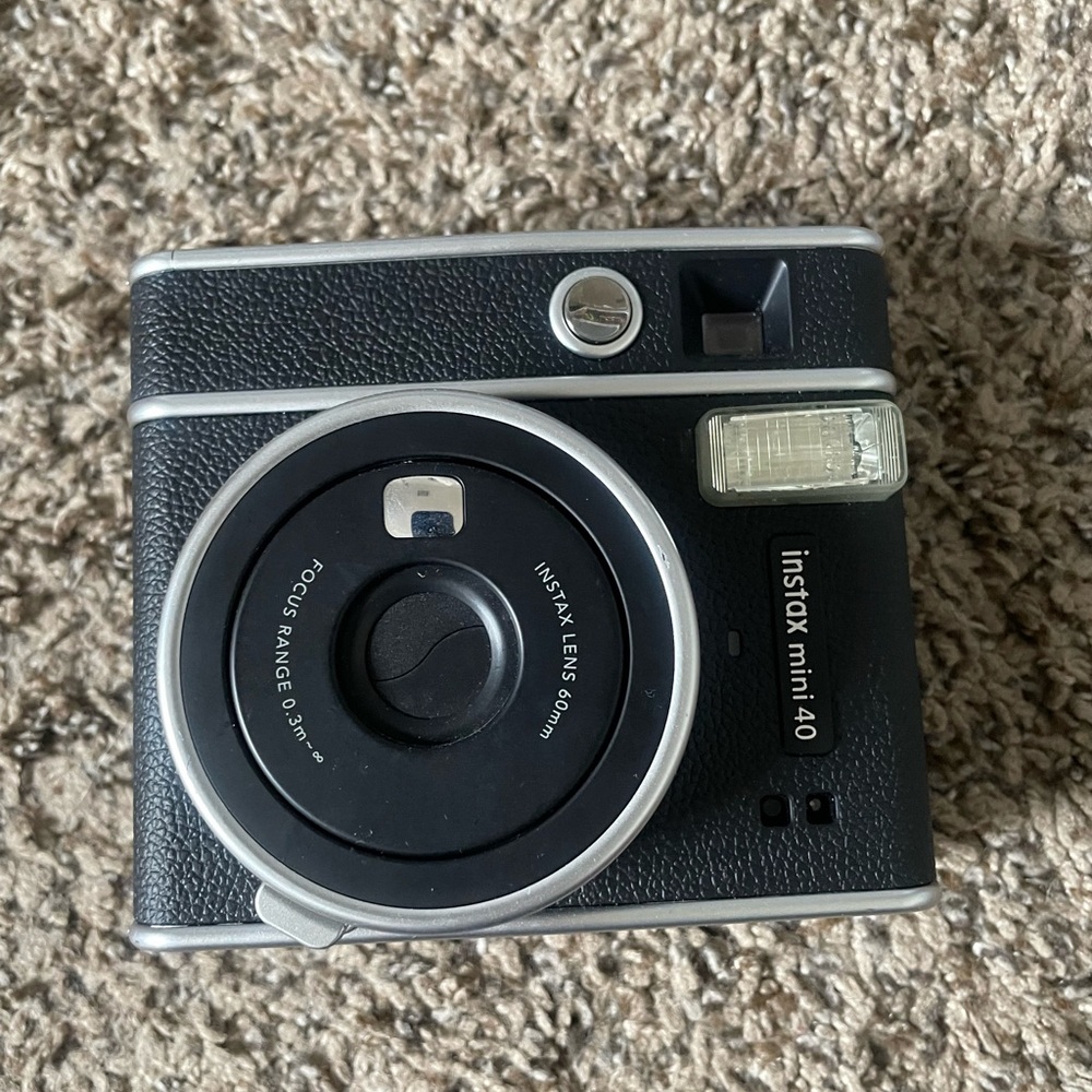 Fujifilm Instax Mini 40 Instant Camera - Black